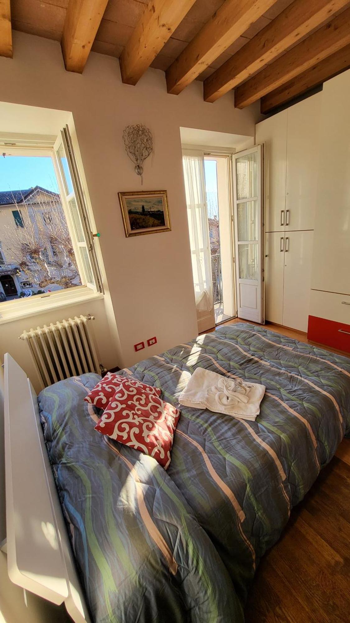 Balconi San Giorgio Bed and Breakfast Varenna Værelse billede